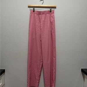 Lulu's Textured Pink Ankle Pants